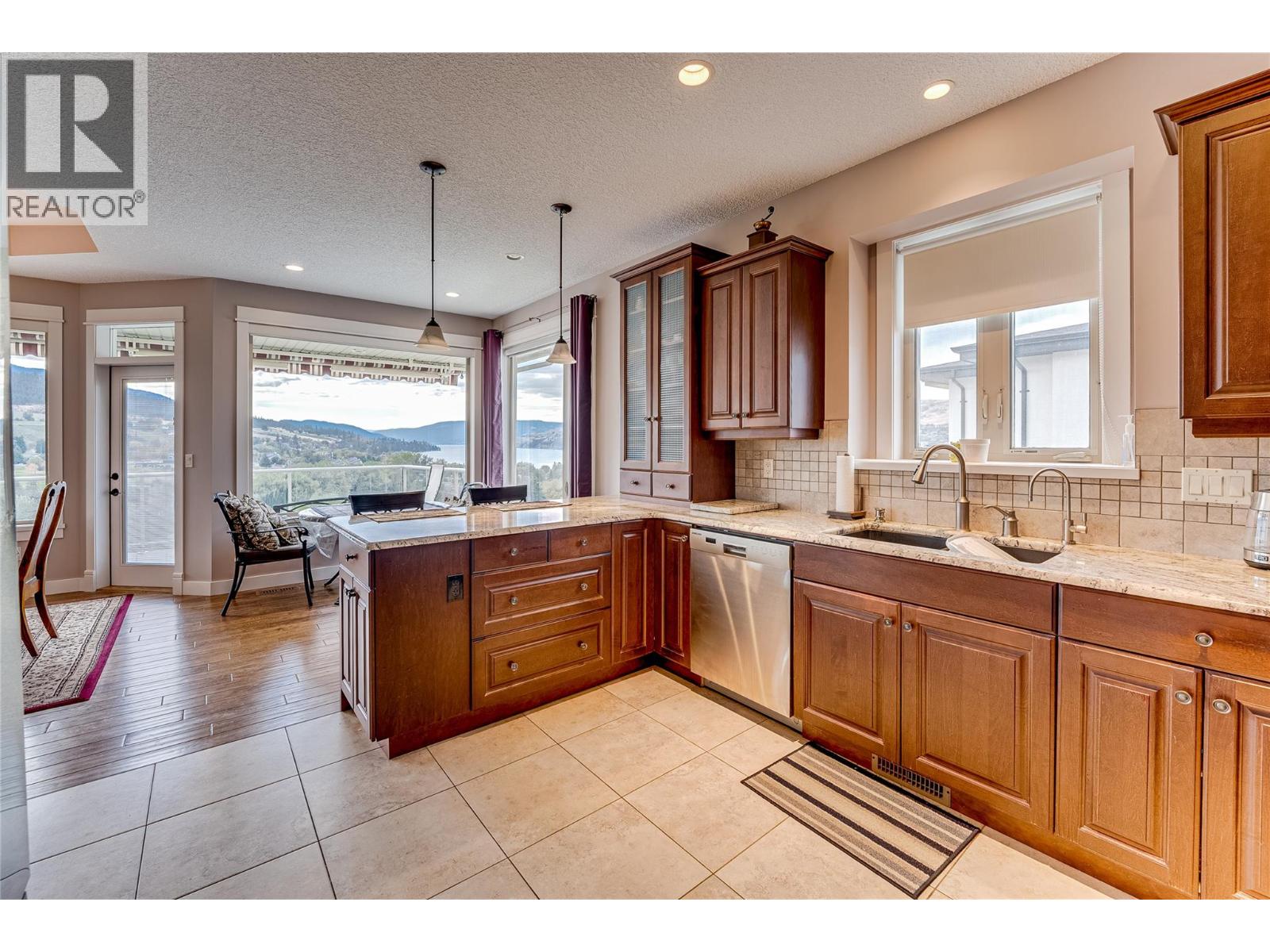 8768 Cortland Place, Coldstream