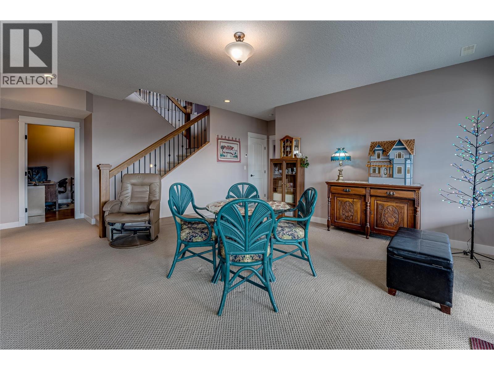 8768 Cortland Place, Coldstream