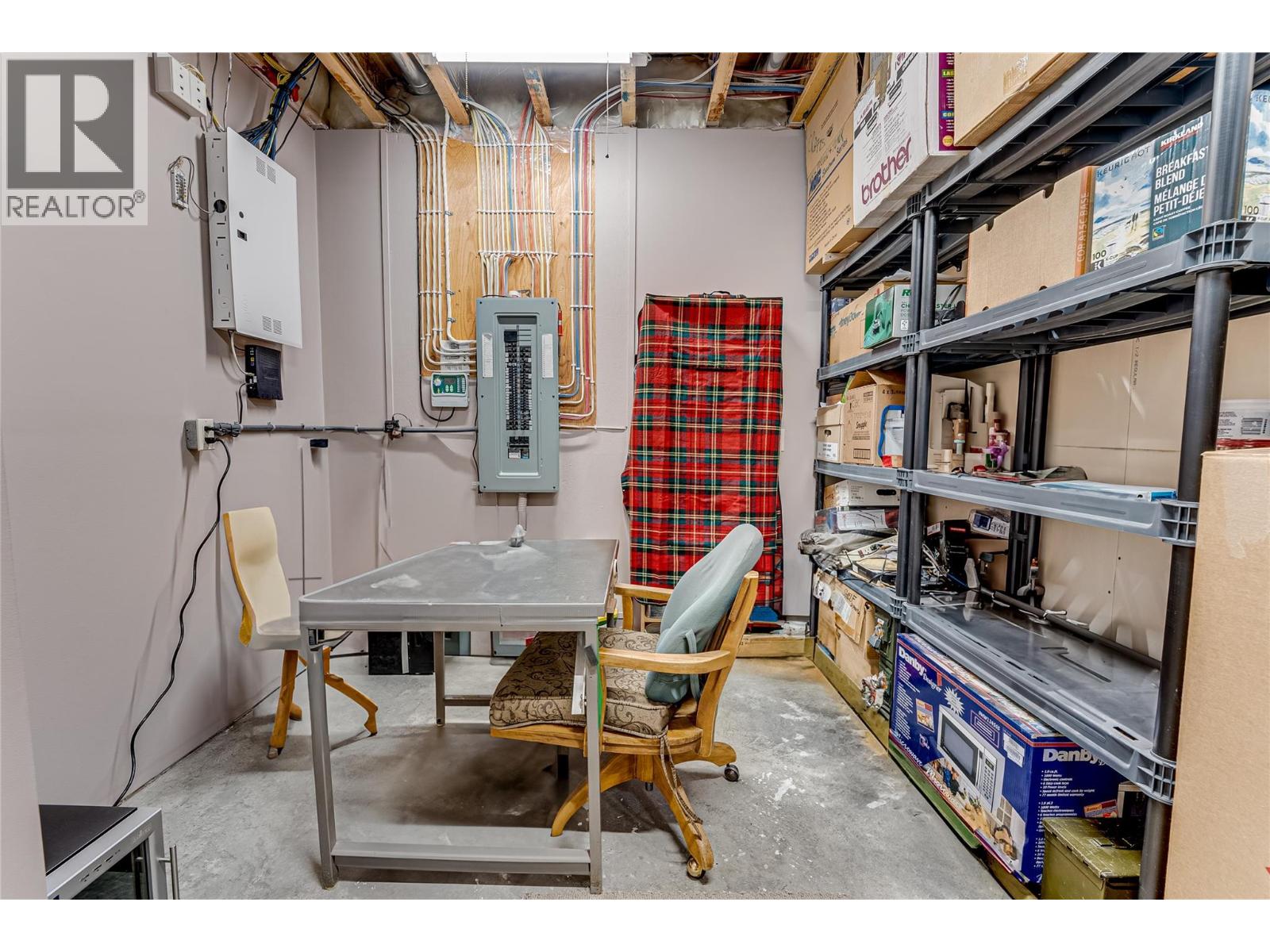 8768 Cortland Place, Coldstream