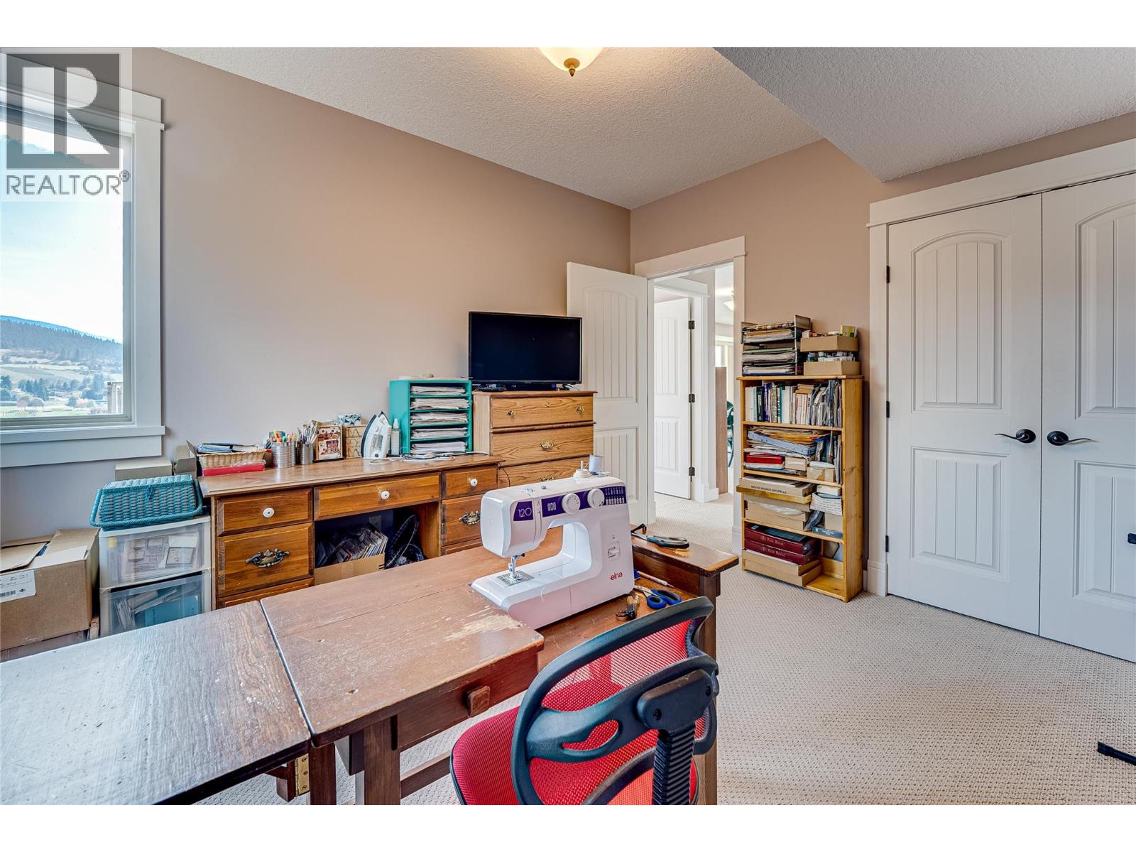 8768 Cortland Place, Coldstream