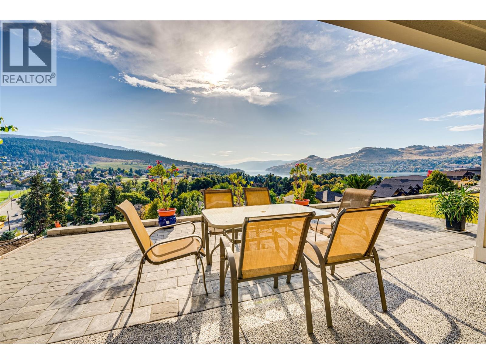 8768 Cortland Place, Coldstream