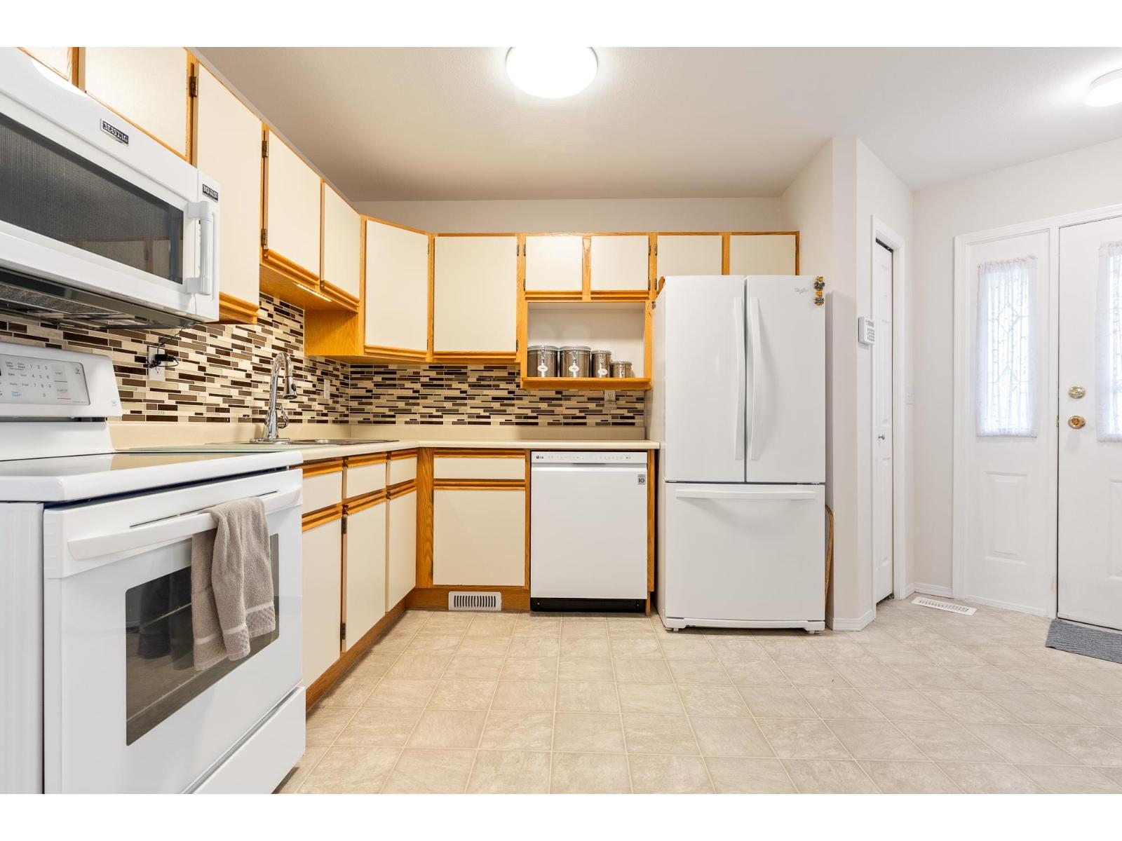 2 45344 HODGINS AVENUE, Chilliwack Proper West, Chilliwack