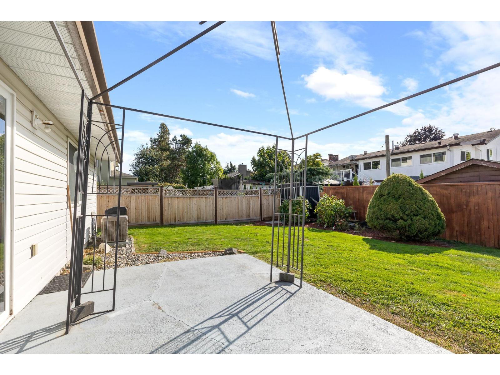 2 45344 HODGINS AVENUE, Chilliwack Proper West, Chilliwack