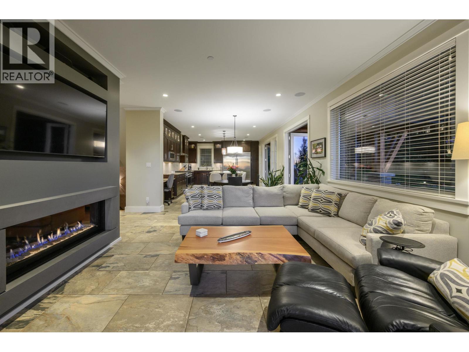 4120 ST. MARYS AVENUE, North Vancouver