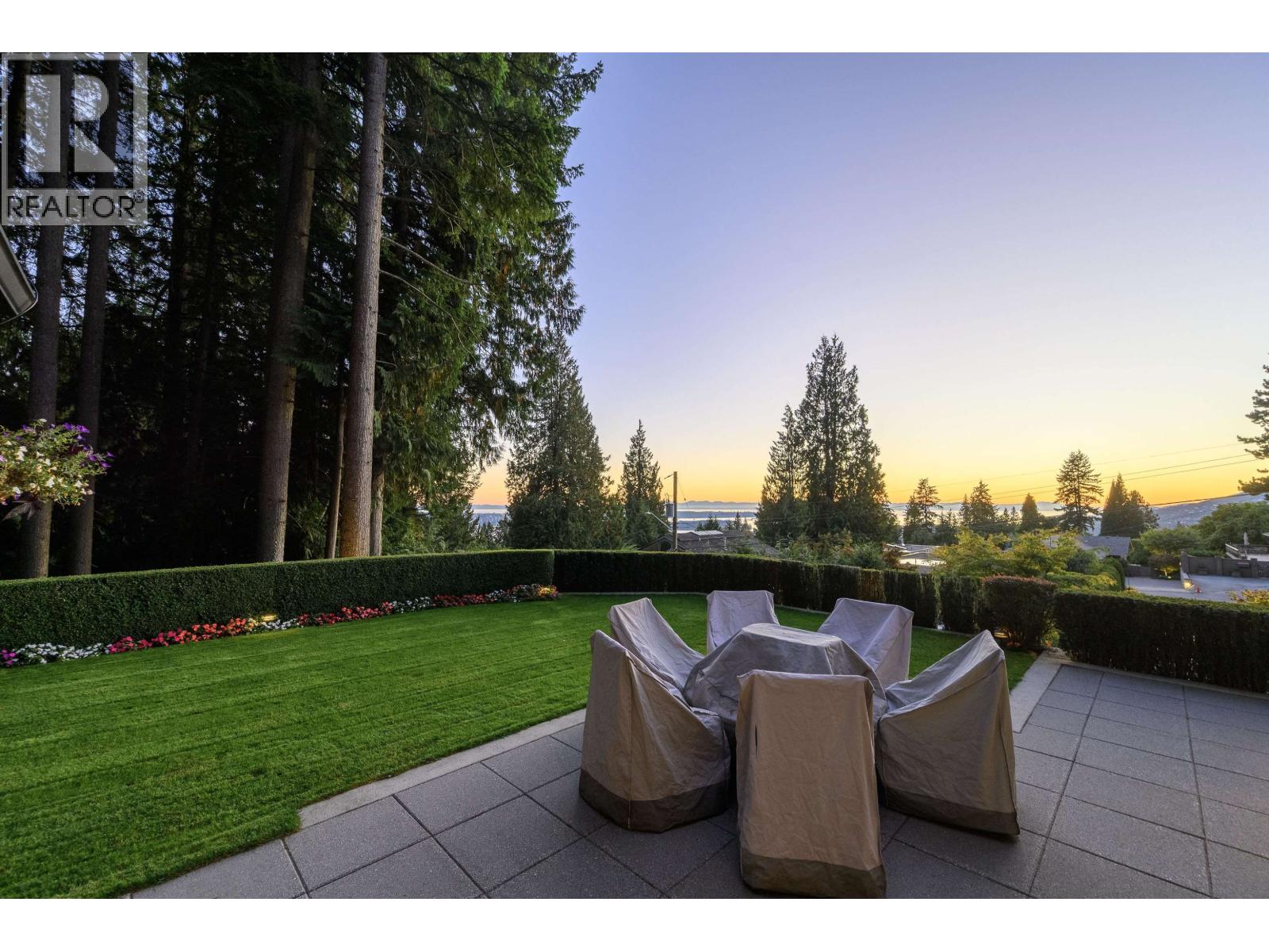 4120 ST. MARYS AVENUE, North Vancouver