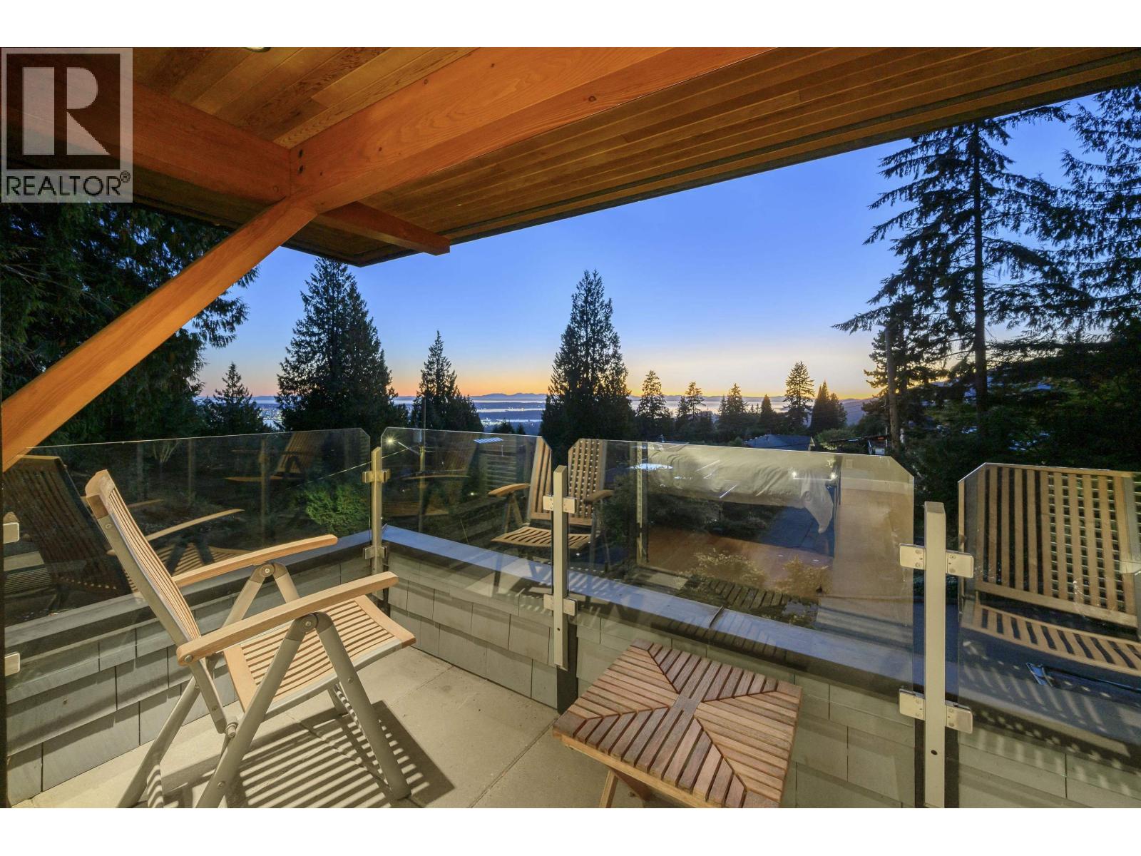 4120 ST. MARYS AVENUE, North Vancouver