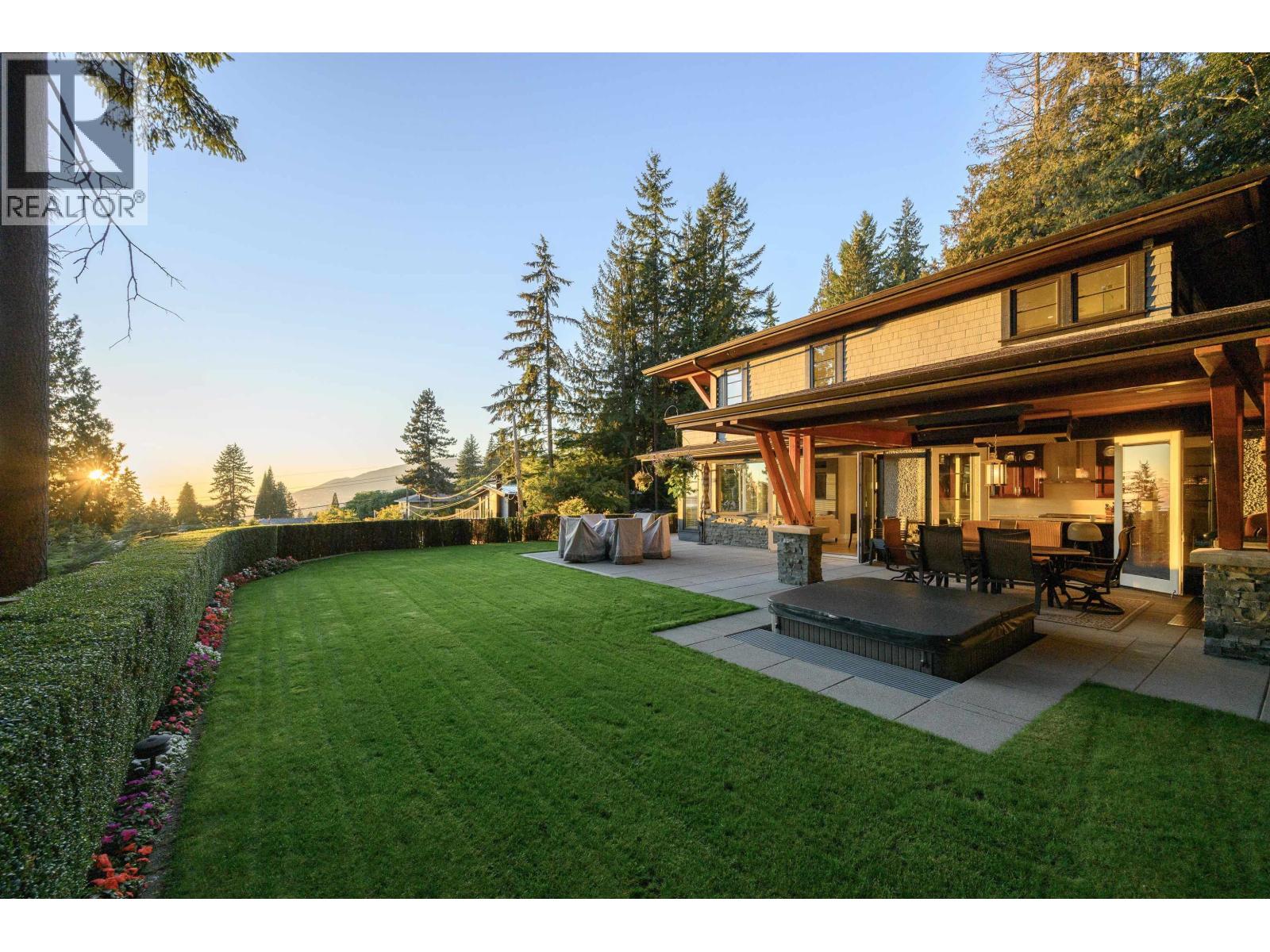 4120 ST. MARYS AVENUE, North Vancouver