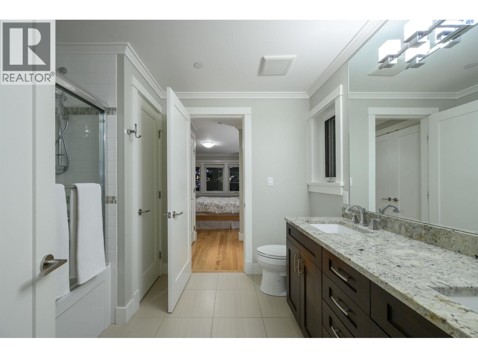 4120 ST. MARYS AVENUE, North Vancouver