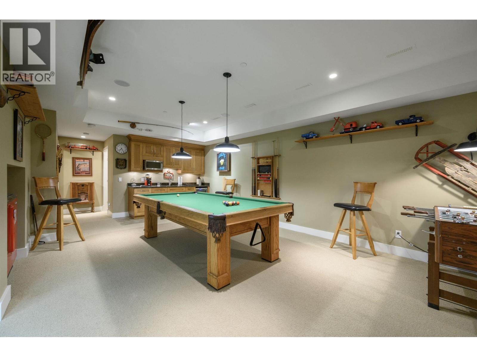 4120 ST. MARYS AVENUE, North Vancouver