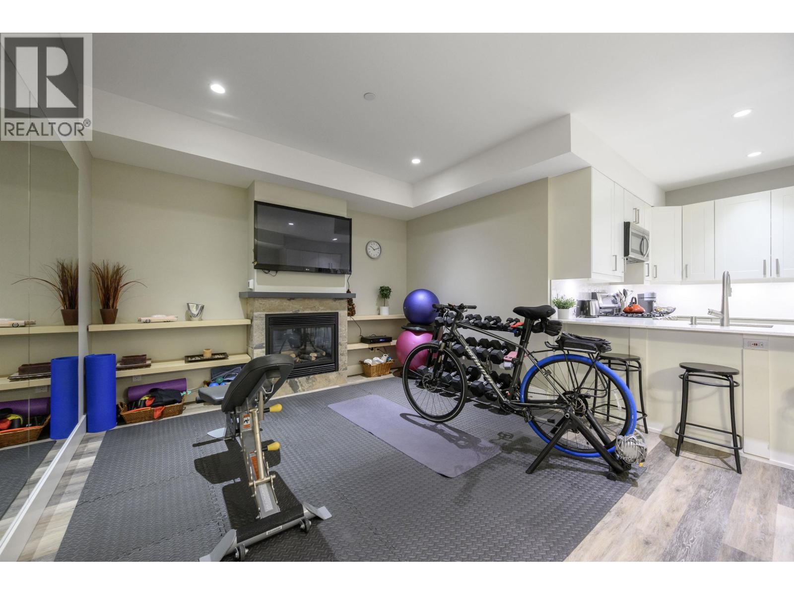 4120 ST. MARYS AVENUE, North Vancouver