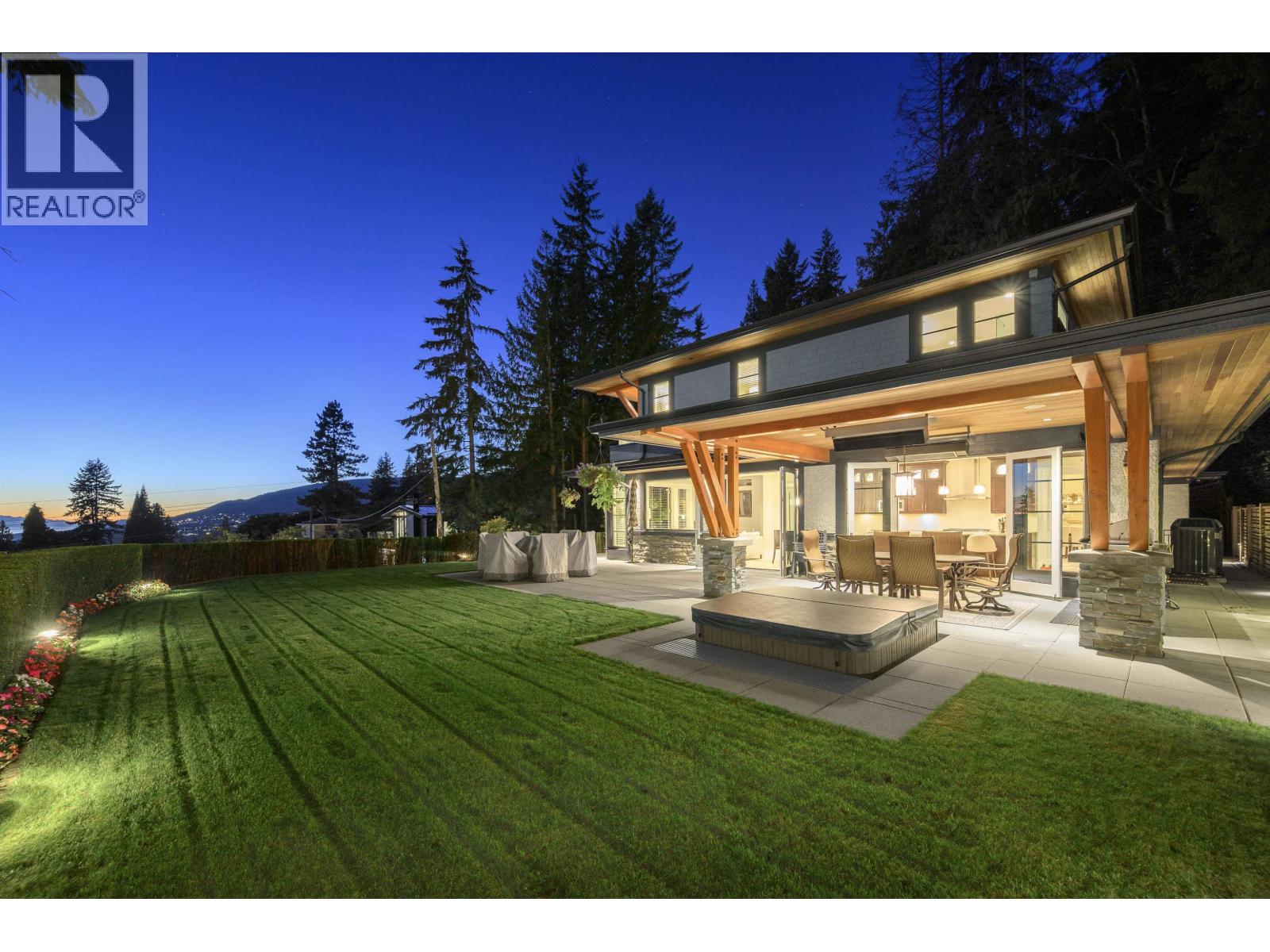 4120 ST. MARYS AVENUE, North Vancouver