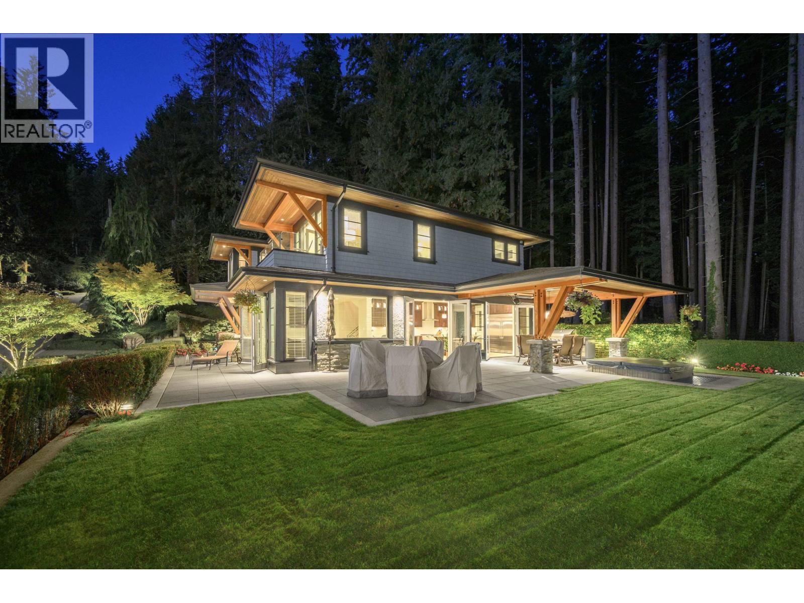 4120 ST. MARYS AVENUE, North Vancouver