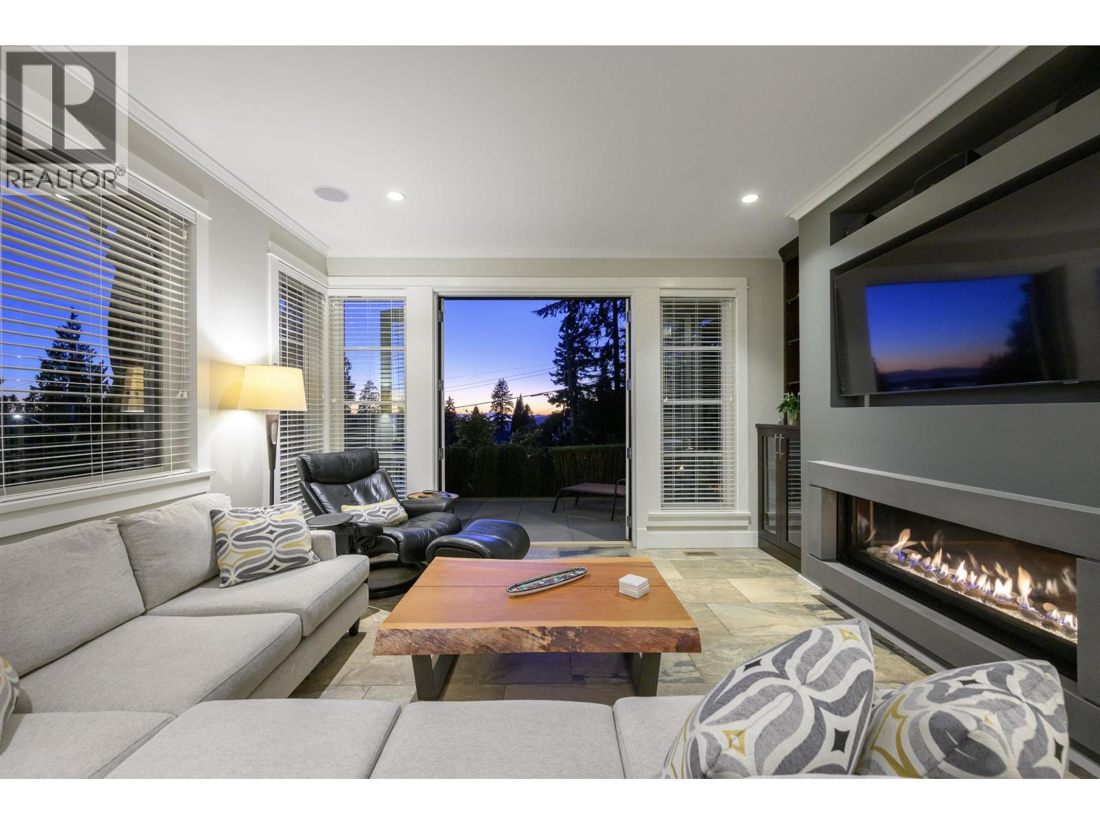 4120 ST. MARYS AVENUE, North Vancouver