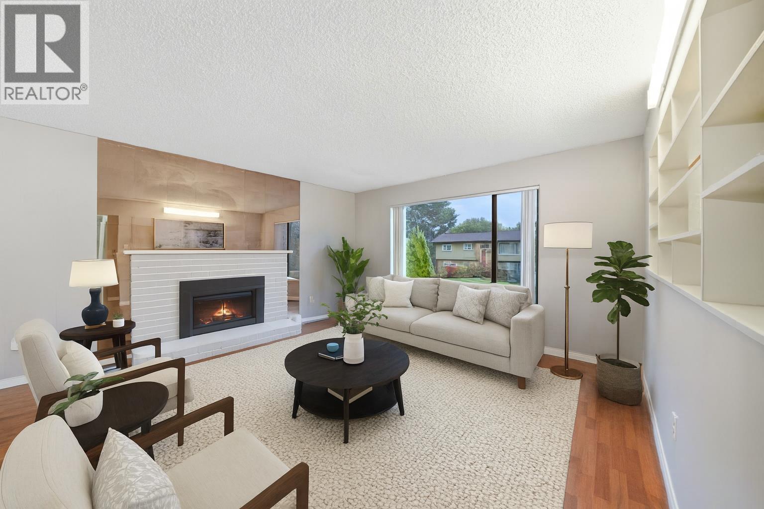 22970 STOREY AVENUE, Maple Ridge