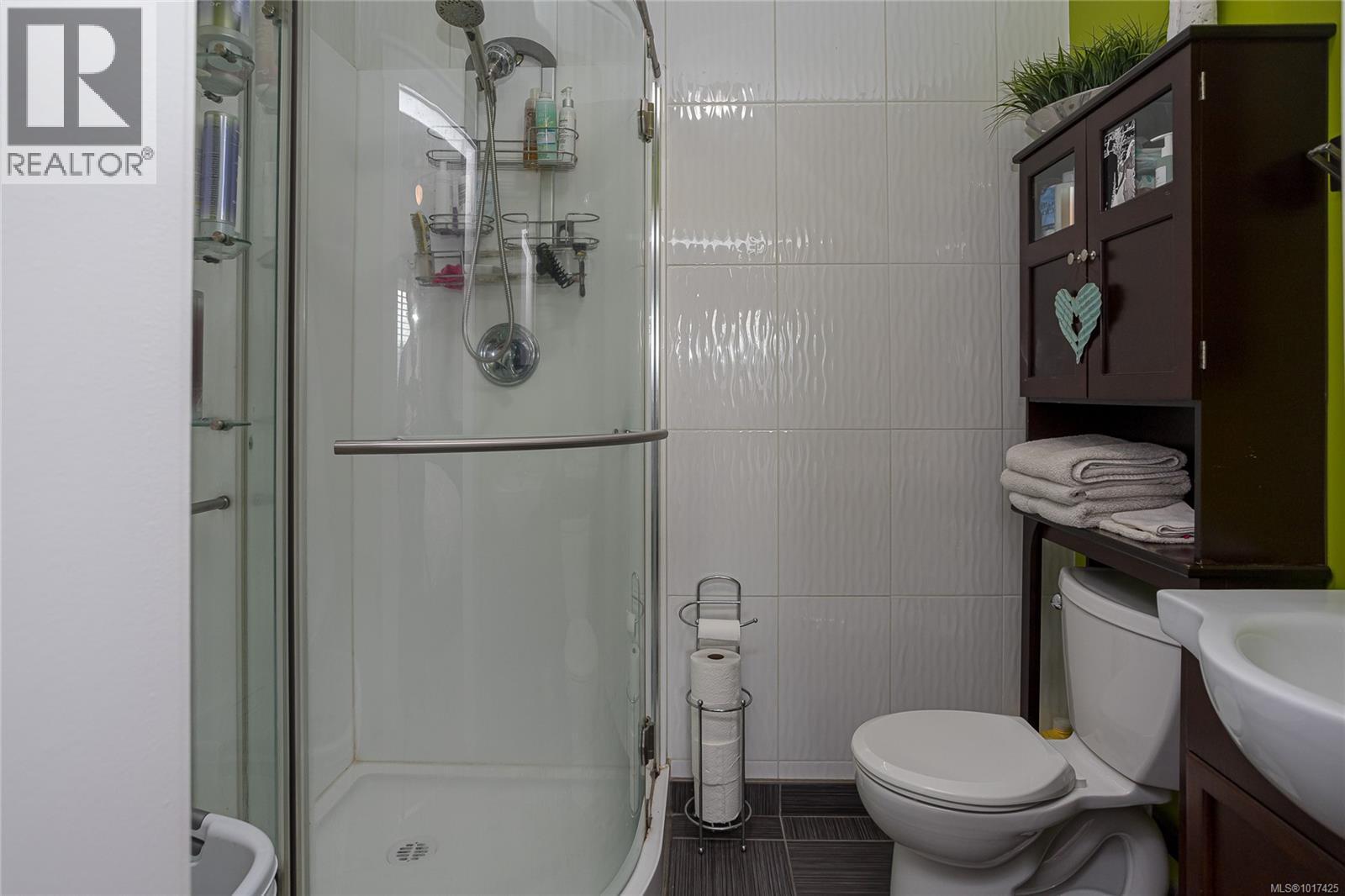 3464 Glenora Rd, Duncan