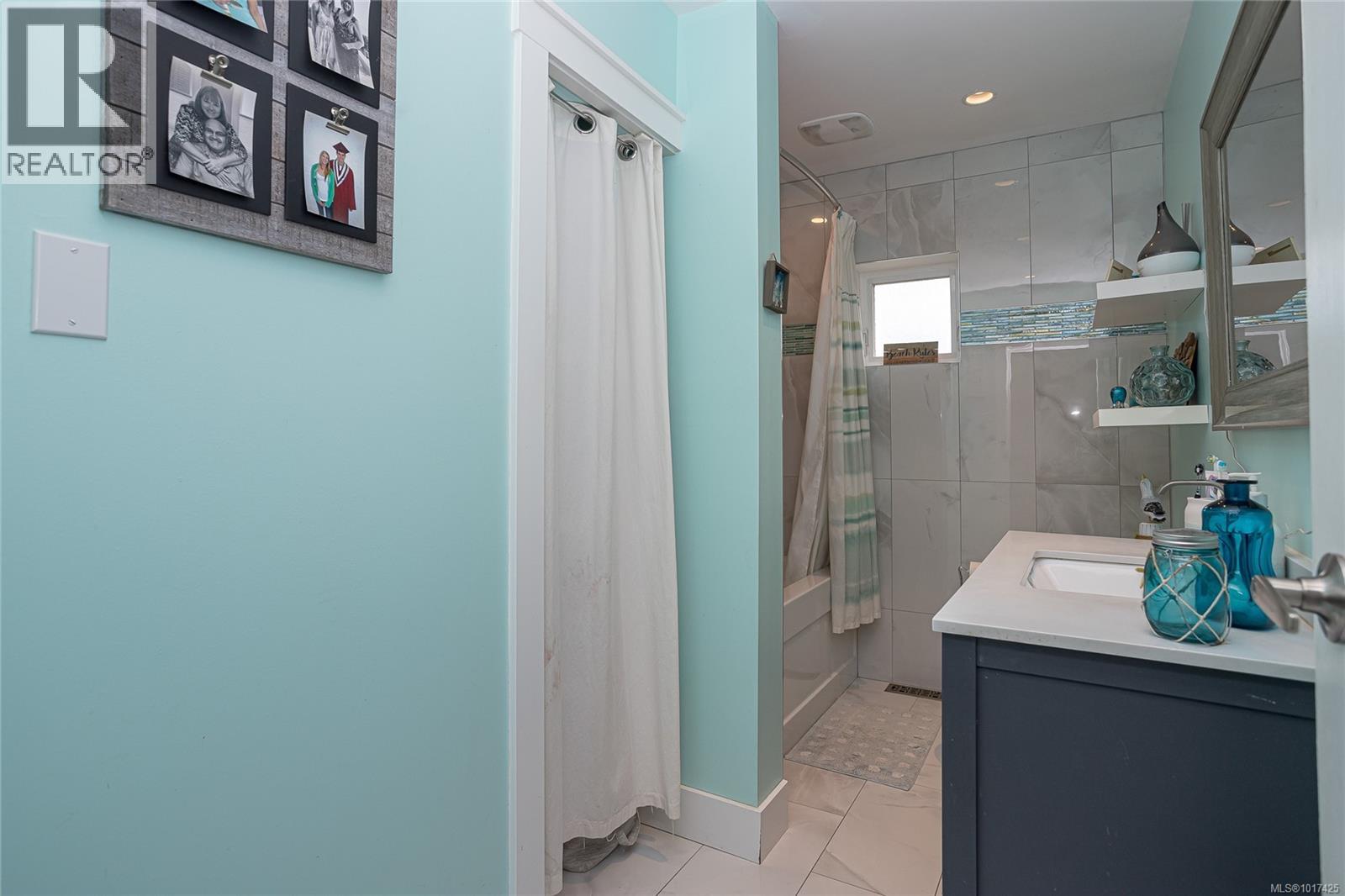 3464 Glenora Rd, Duncan