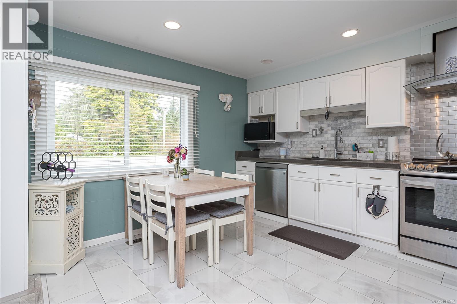 3464 Glenora Rd, Duncan