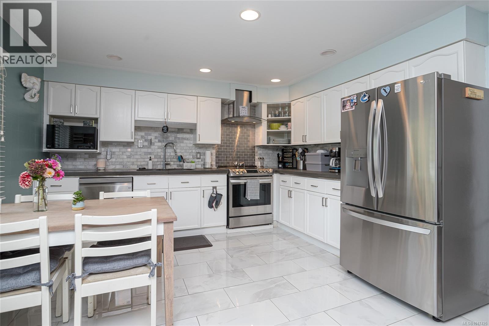 3464 Glenora Rd, Duncan