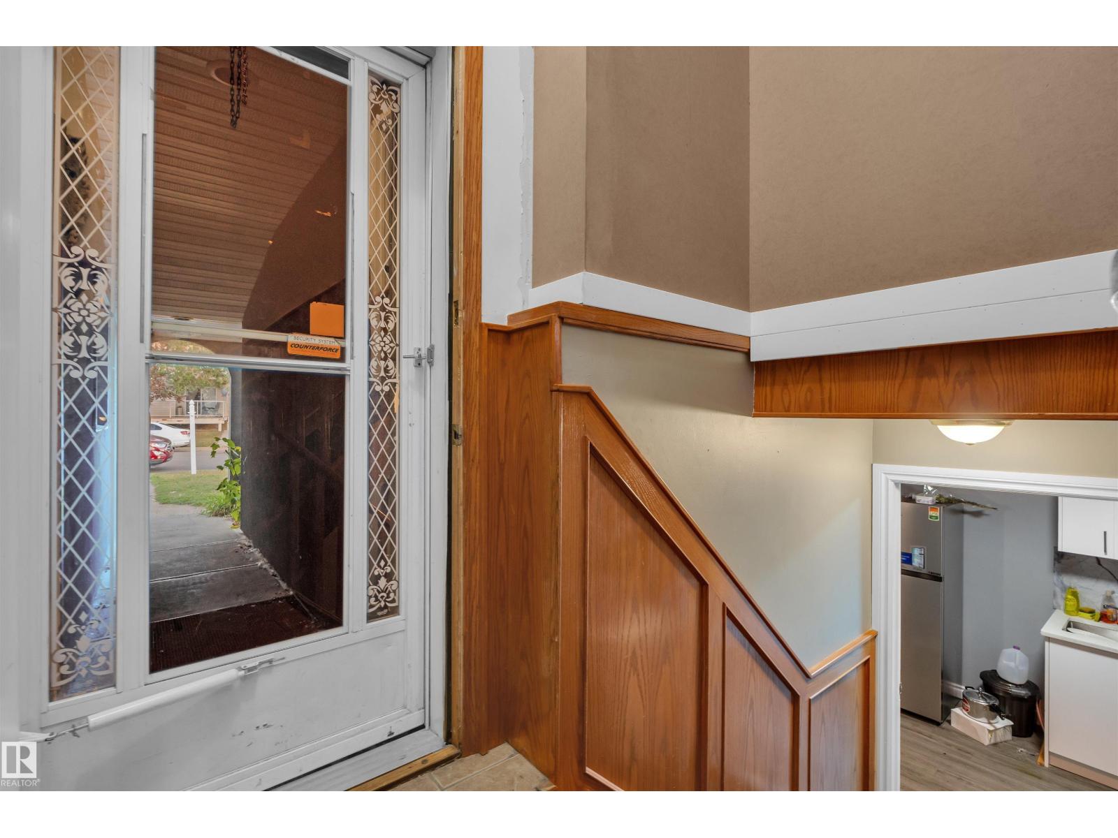 2512 42 ST NW, Edmonton