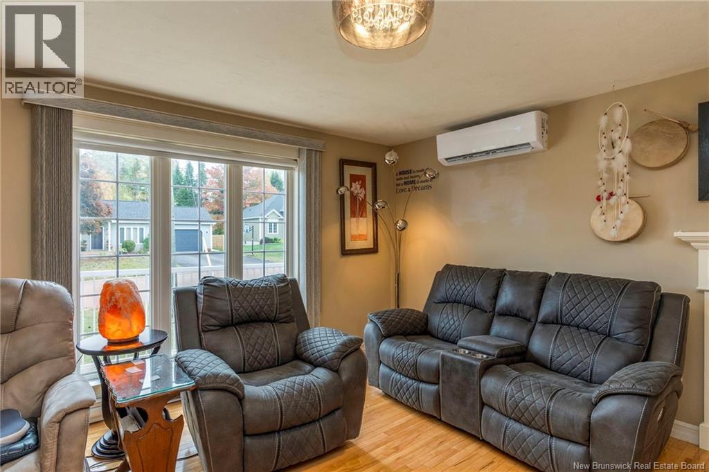 86 Murielle Crescent - 13