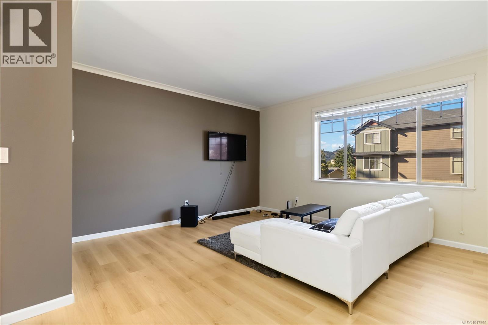  2925 Phipps Road, Langford