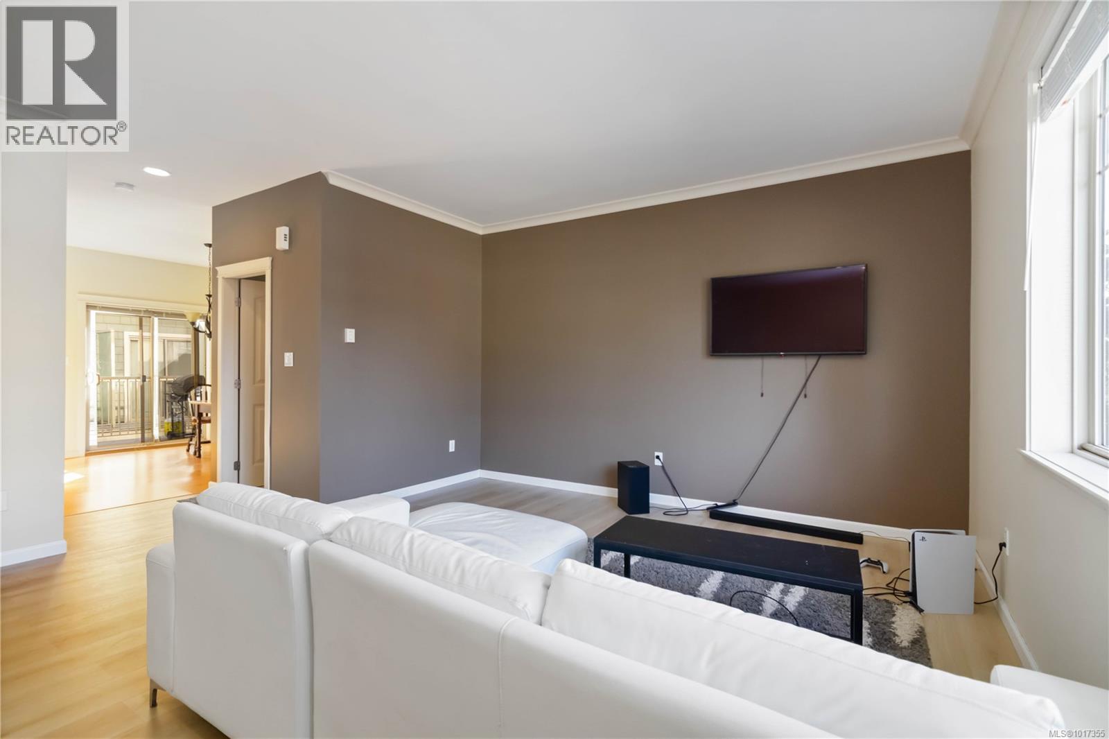  2925 Phipps Road, Langford