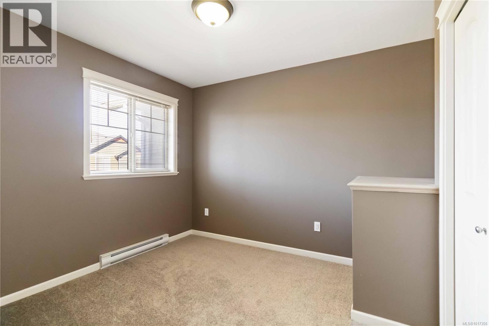  2925 Phipps Road, Langford