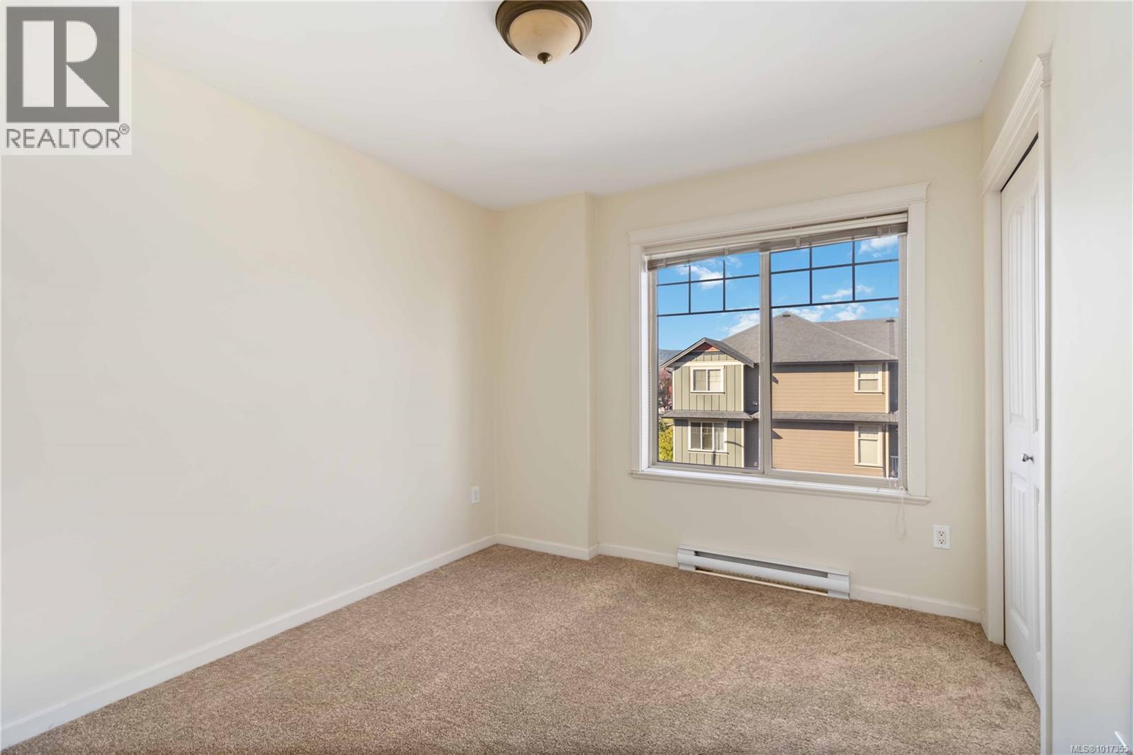  2925 Phipps Road, Langford