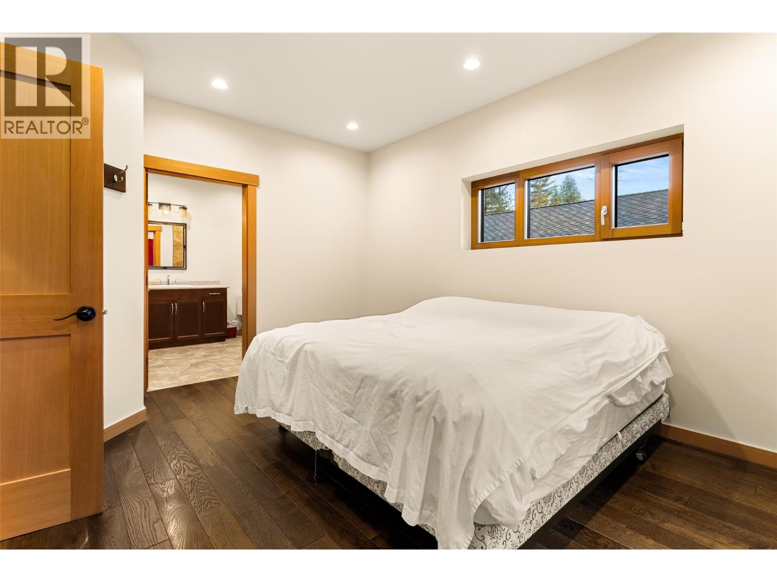 3266 Airport Way, Revelstoke