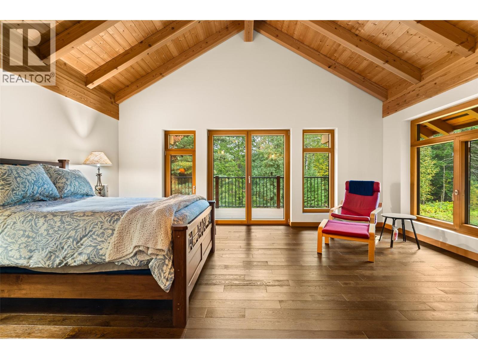 3266 Airport Way, Revelstoke