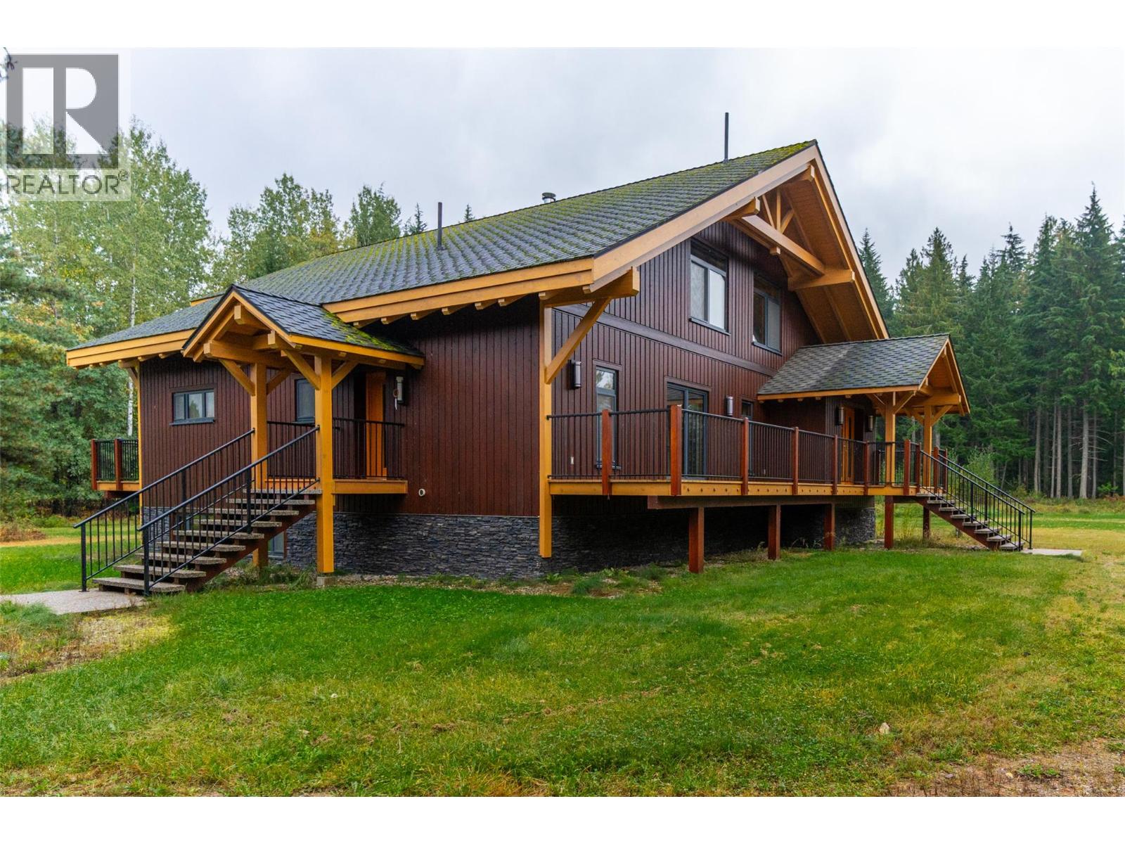 3266 Airport Way, Revelstoke