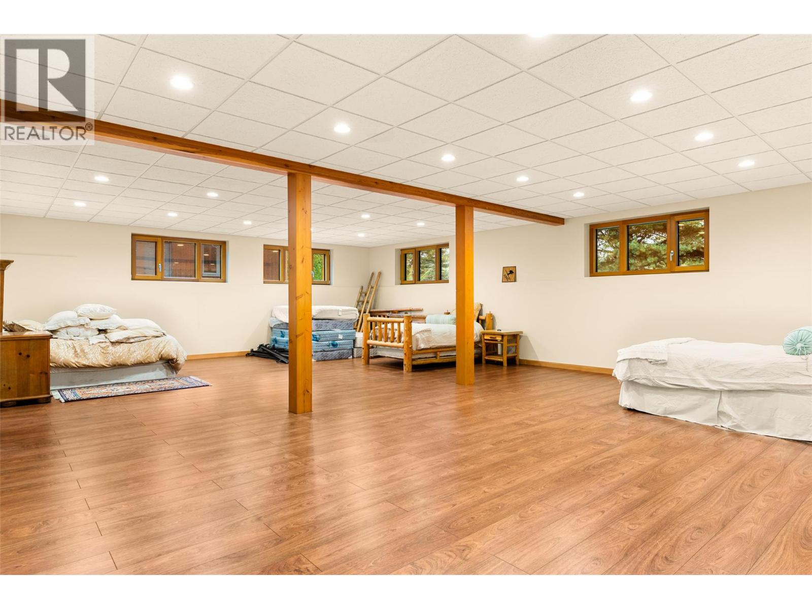 3266 Airport Way, Revelstoke