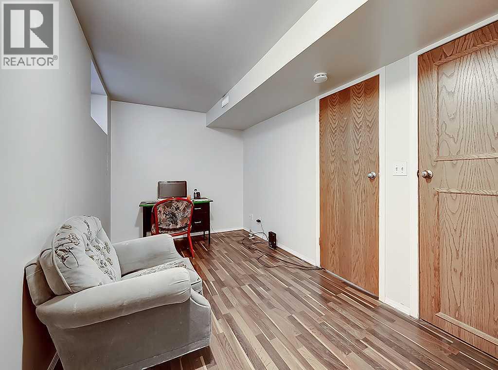 Single Family House for Sale in   Avenue SE Ramsay Calgary 