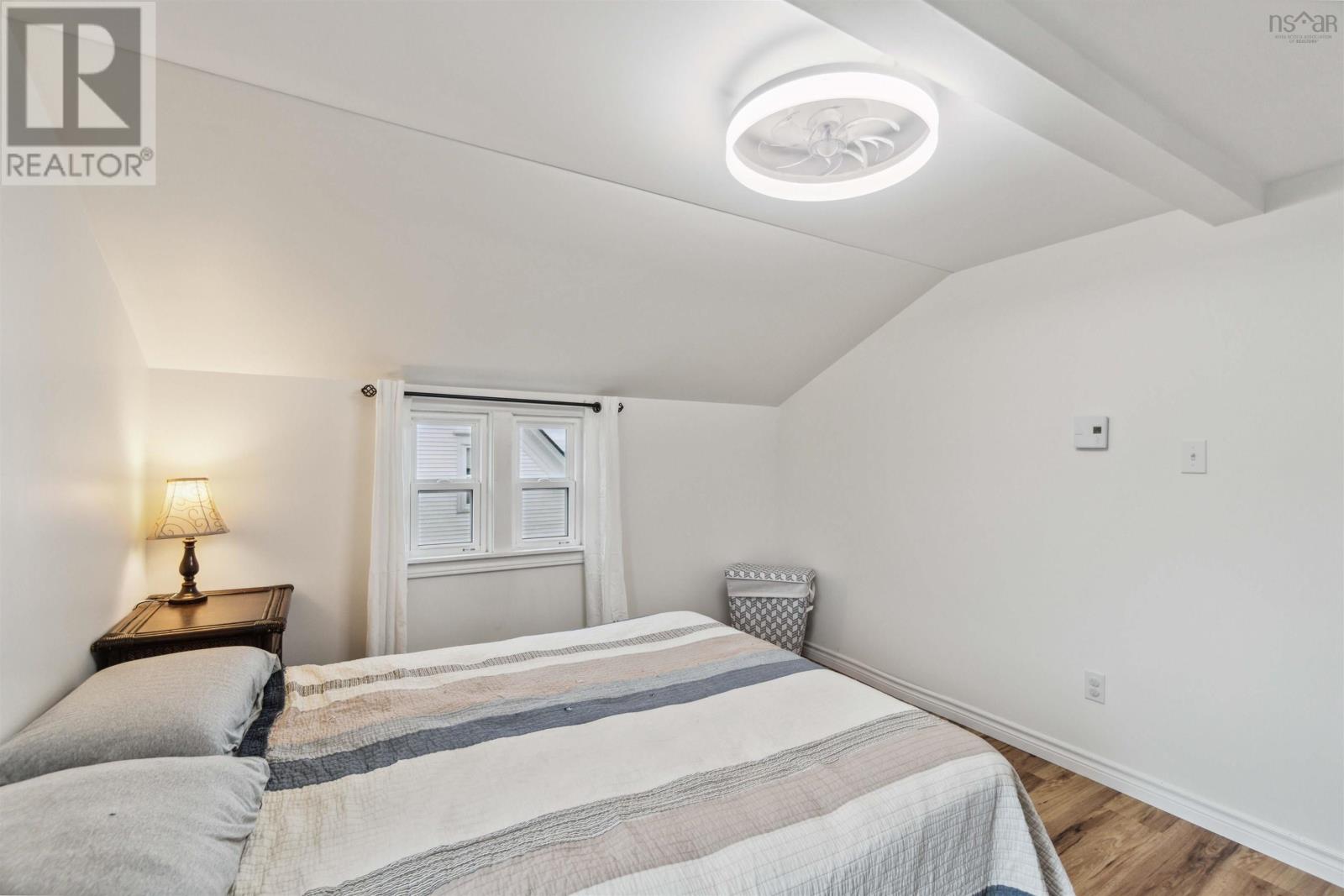 Property 23 of 38 of 3605 Highway 1