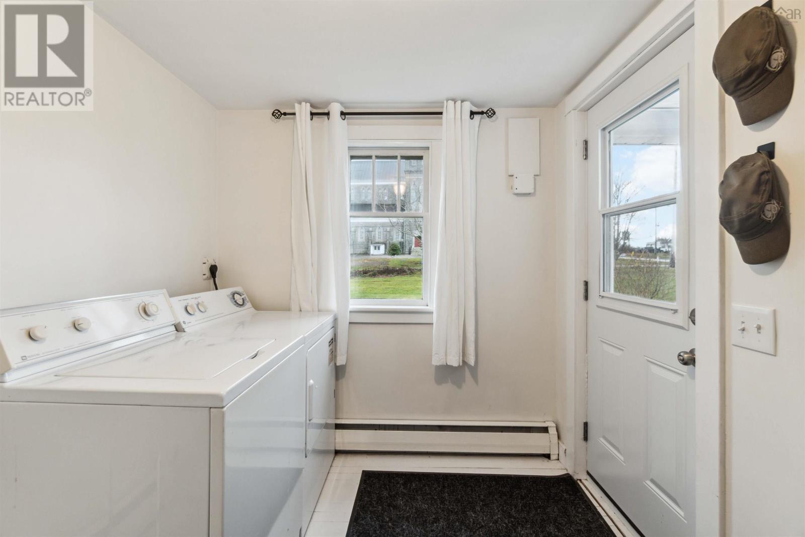 Property 8 of 38 of 3605 Highway 1