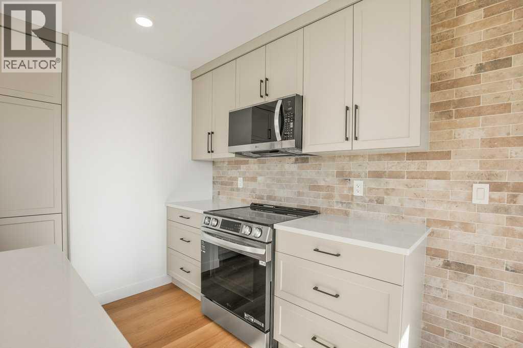 5 Songbird Green, Sylvan Lake