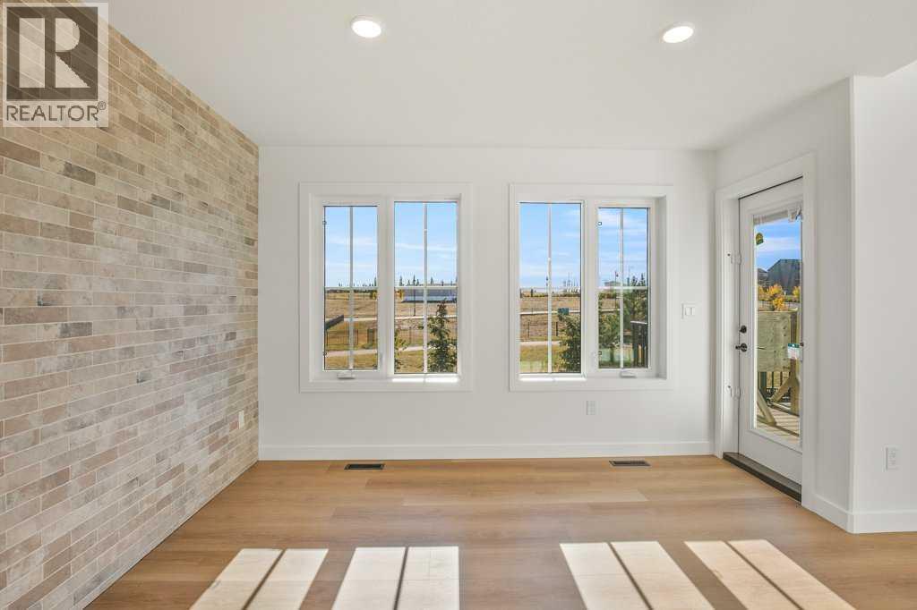 5 Songbird Green, Sylvan Lake