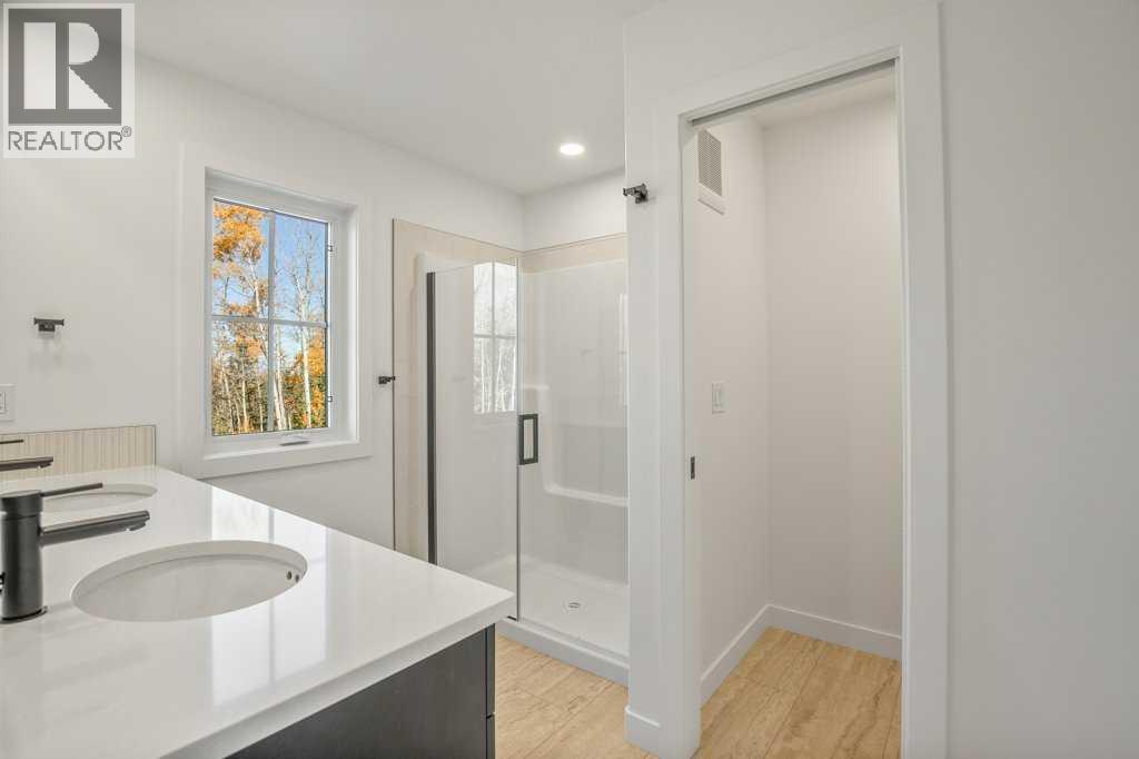 5 Songbird Green, Sylvan Lake