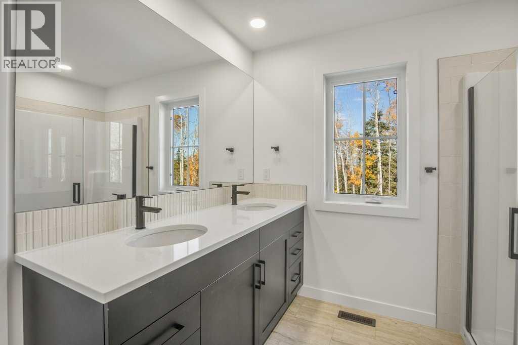 5 Songbird Green, Sylvan Lake