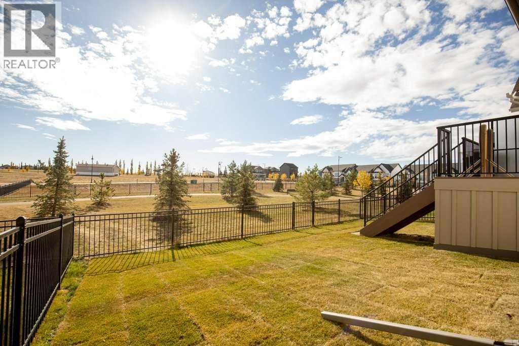 5 Songbird Green, Sylvan Lake