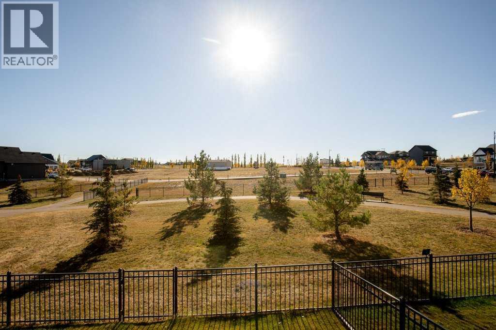 5 Songbird Green, Sylvan Lake