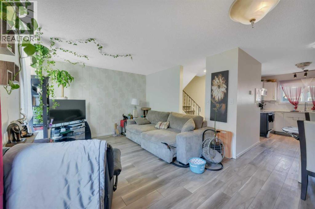 5806 61 Street, Red Deer