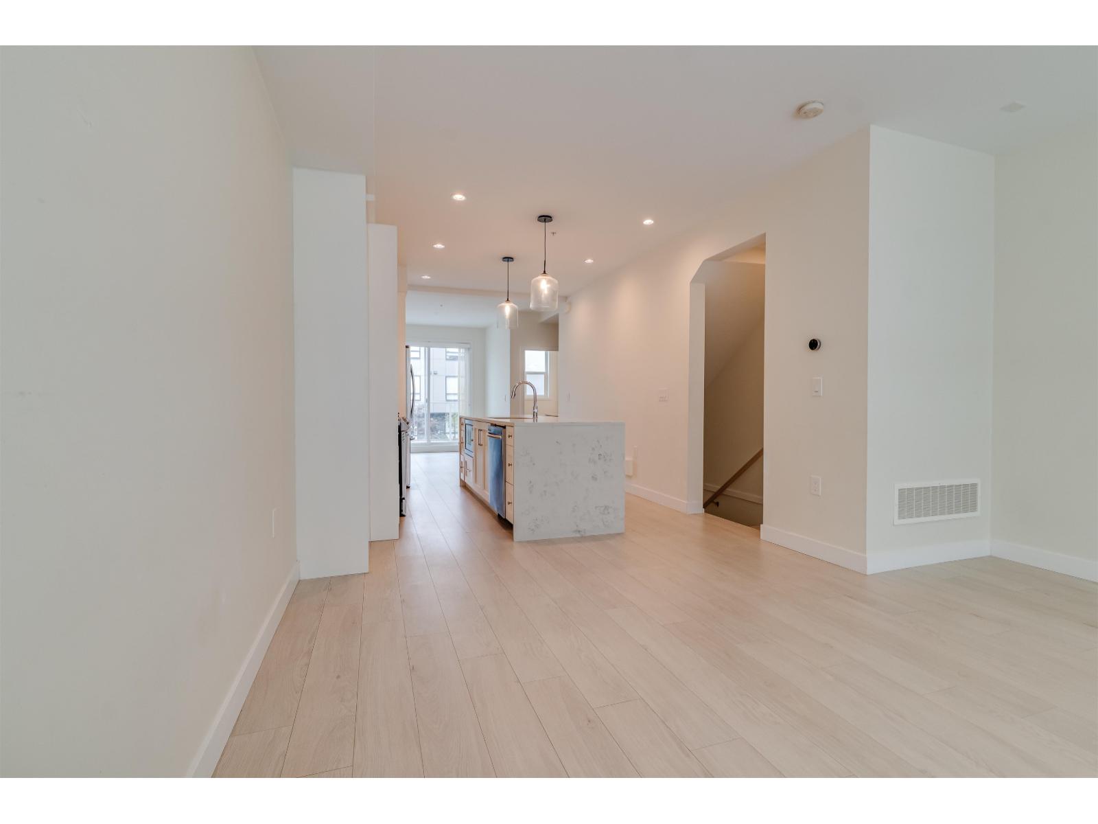 3 19628 55A AVENUE, Langley