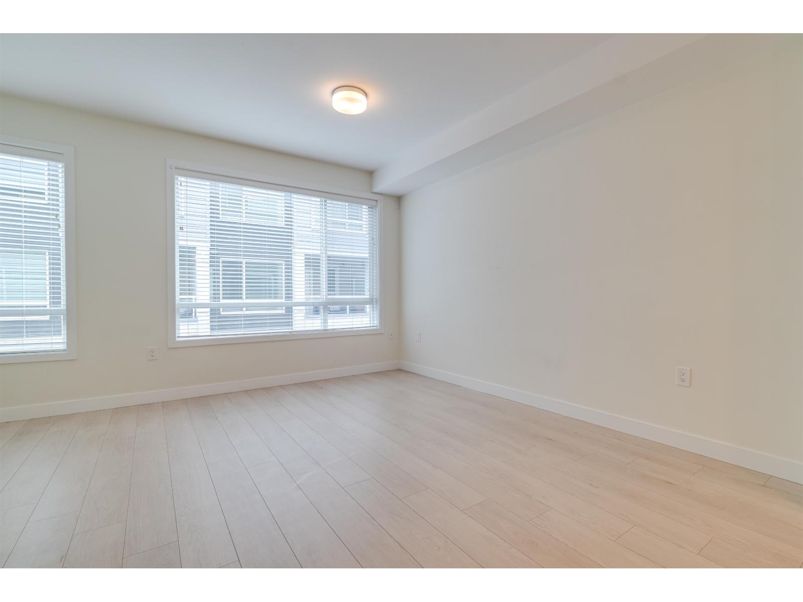 3 19628 55A AVENUE, Langley