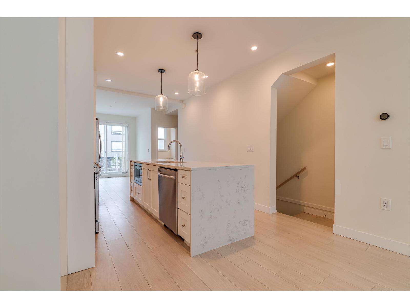 3 19628 55A AVENUE, Langley