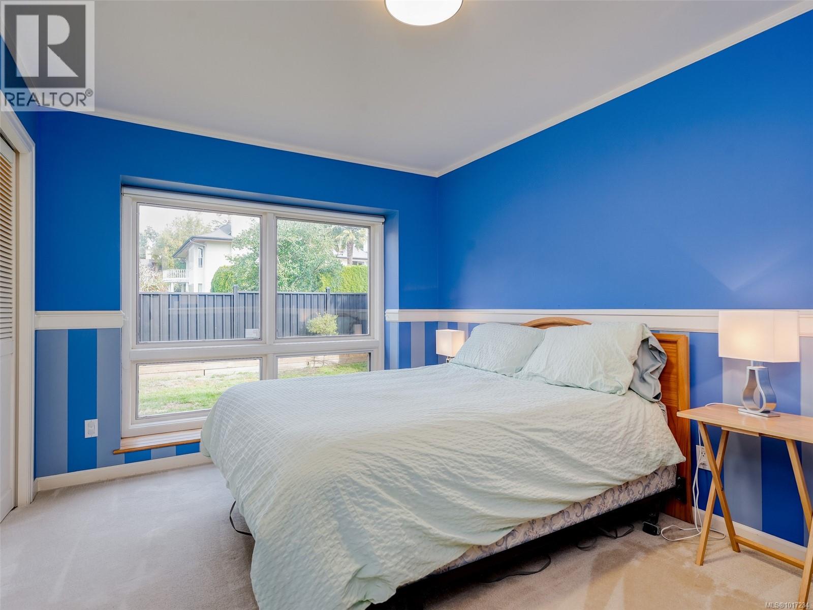  3914 Gibson Court, Saanich