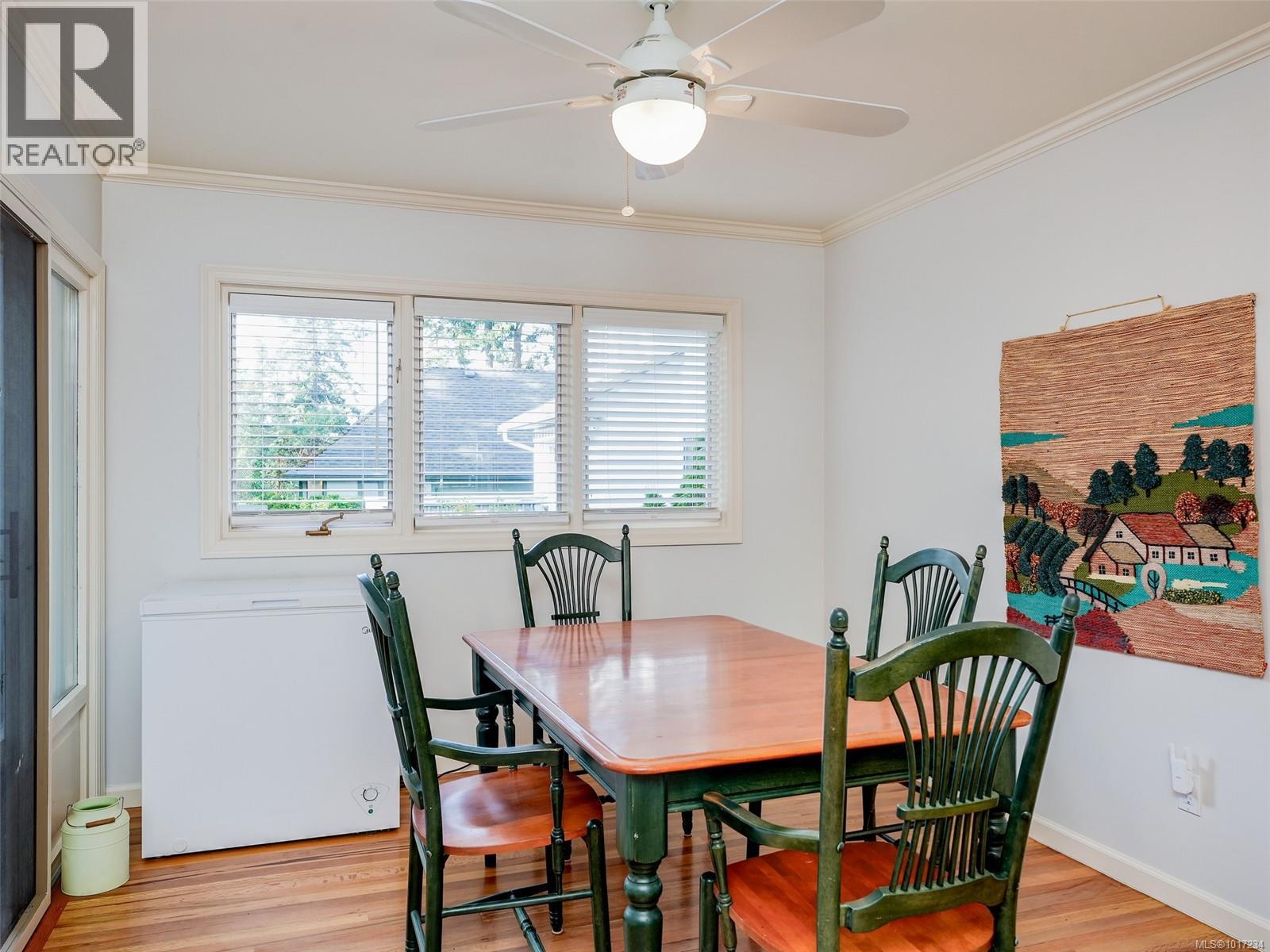  3914 Gibson Court, Saanich