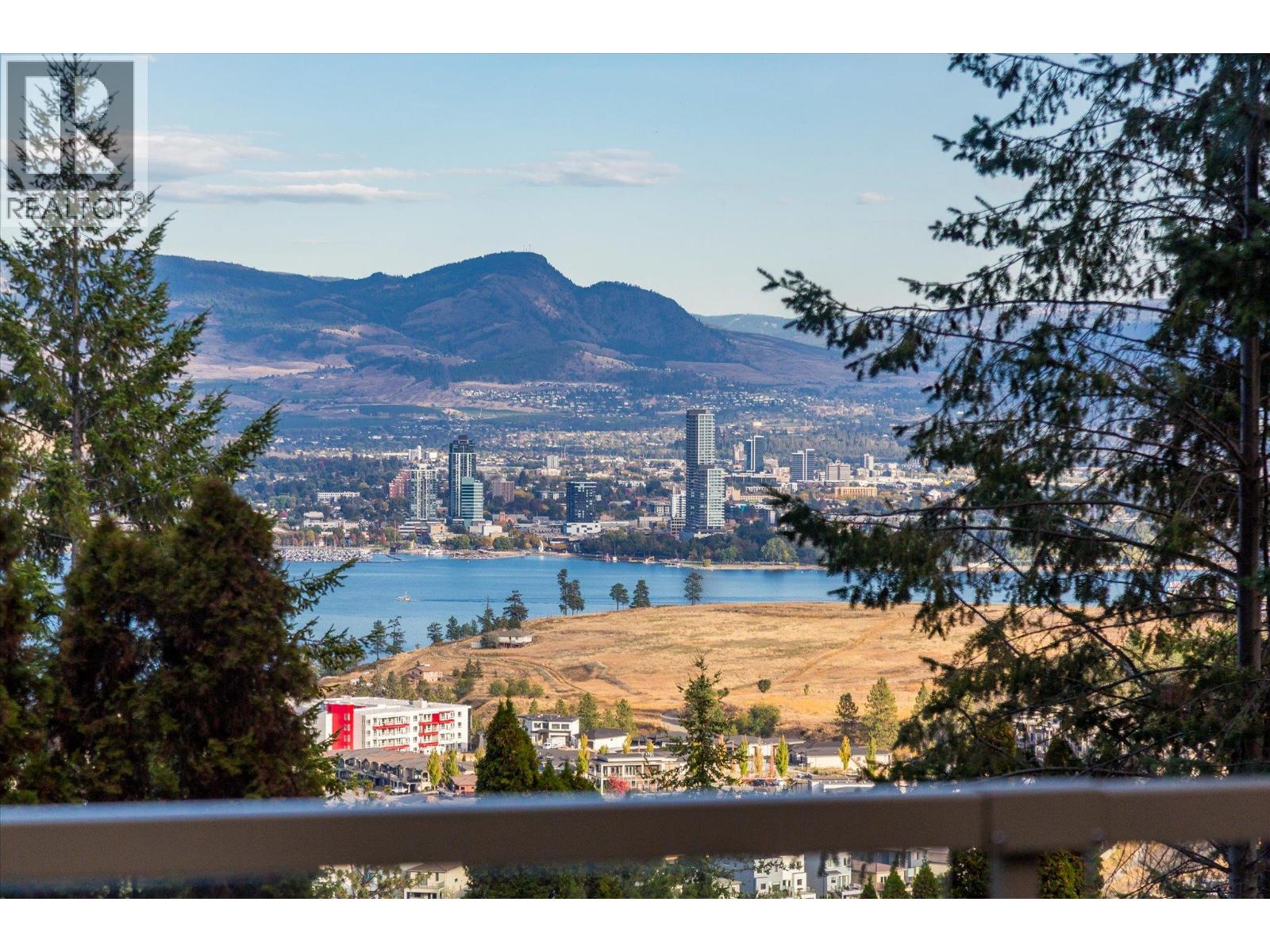  1644 SCOTT Crescent, West Kelowna