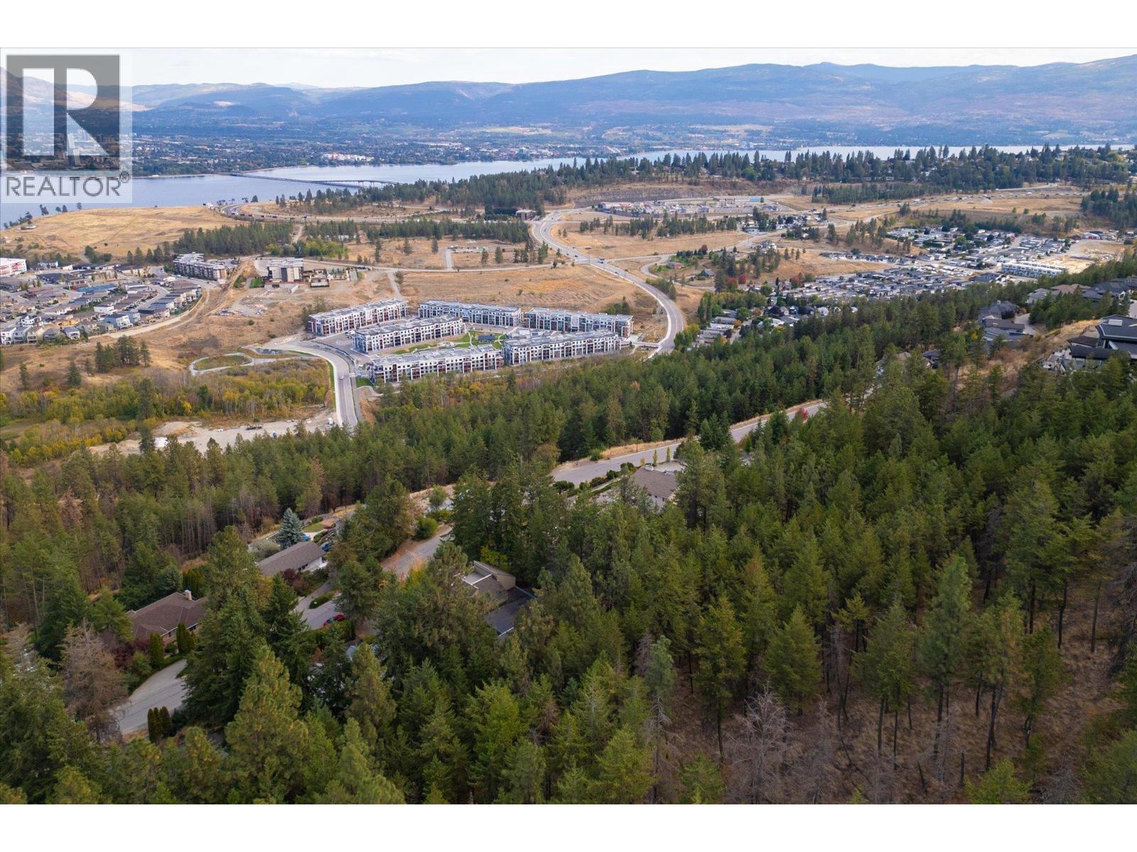  1644 SCOTT Crescent, West Kelowna