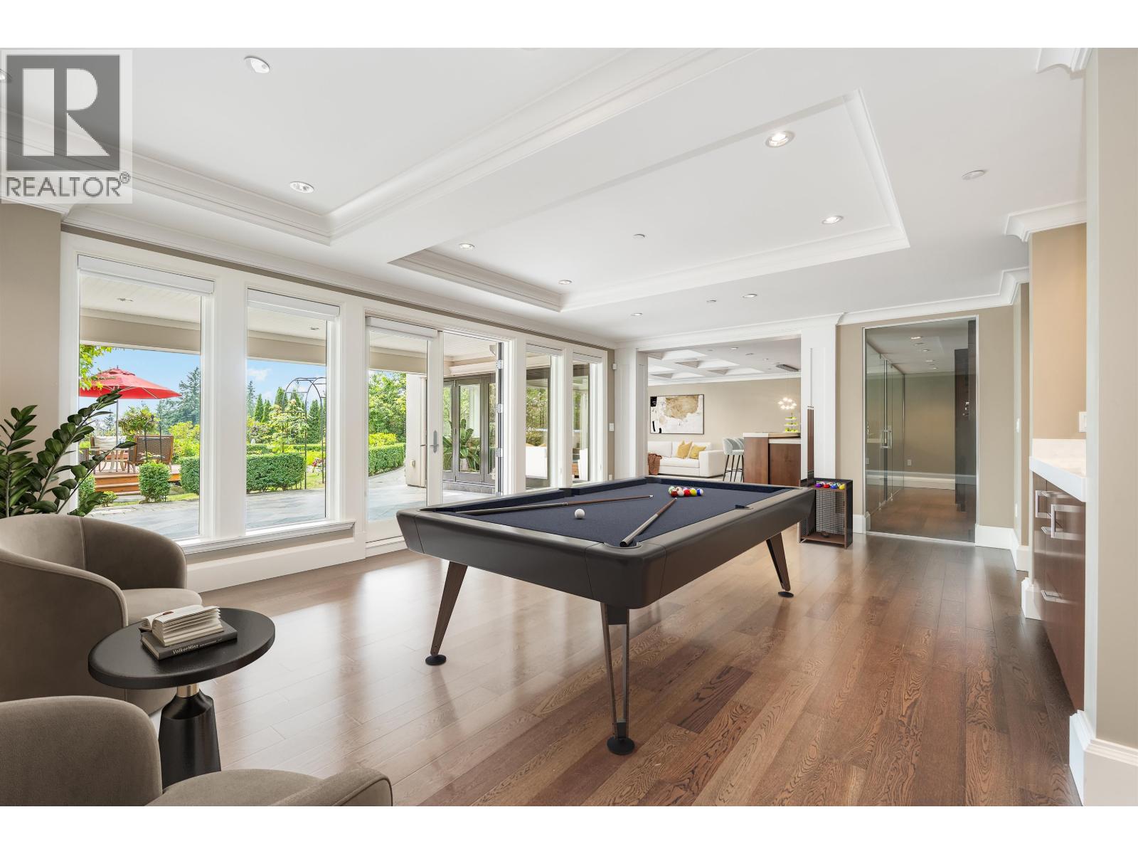 3918 SOUTHRIDGE AVENUE, West Vancouver